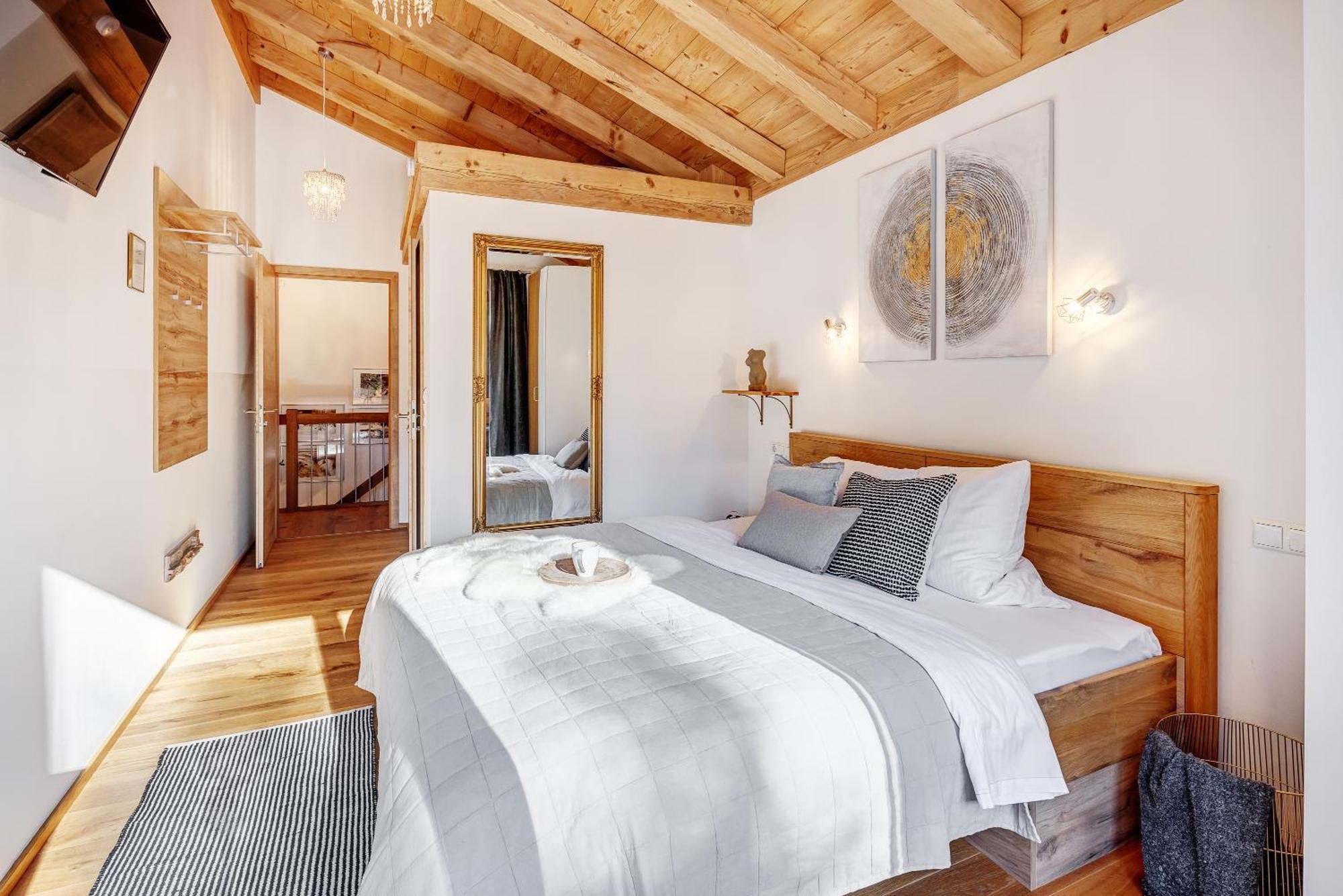 Landhaus Trinis - Gaestezimmer - Bad - Bett - Kleine Kaffee - Tee-Theke Mit Kuehlschrank - Parkplatz Rottach-Egern Exterior foto