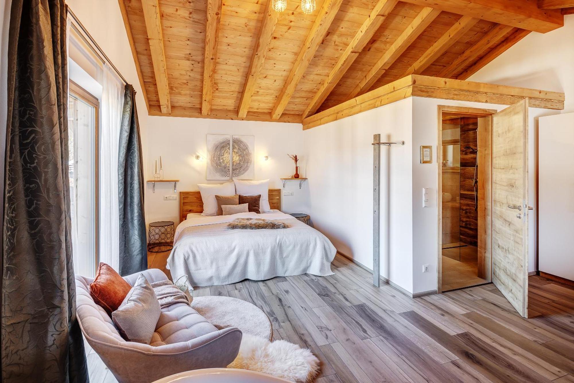 Landhaus Trinis - Gaestezimmer - Bad - Bett - Kleine Kaffee - Tee-Theke Mit Kuehlschrank - Parkplatz Rottach-Egern Exterior foto